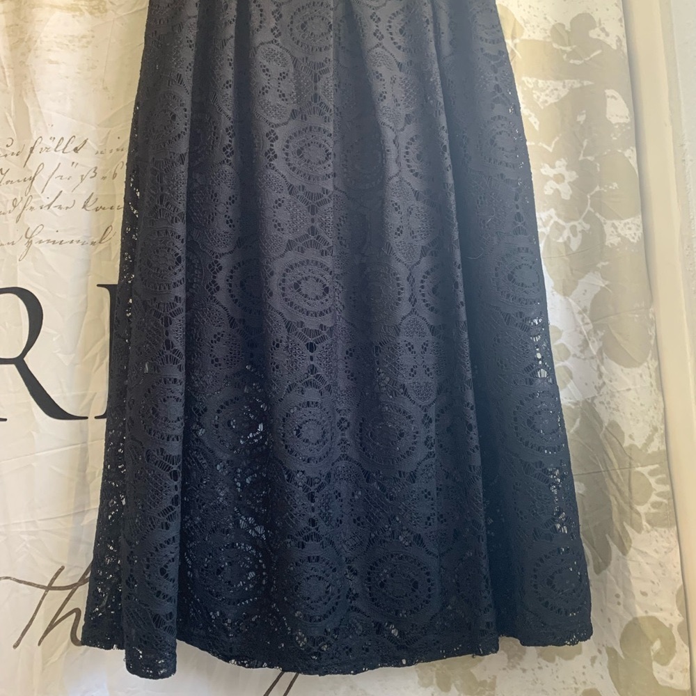 🌺 Mossimo Black Lace Skirt